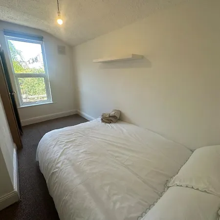 Maisonette Gloucester Rd * 브리스틀