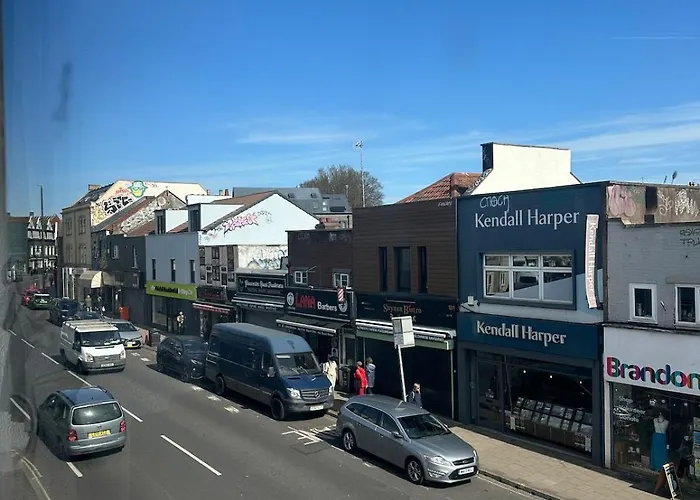 Maisonette Gloucester Rd