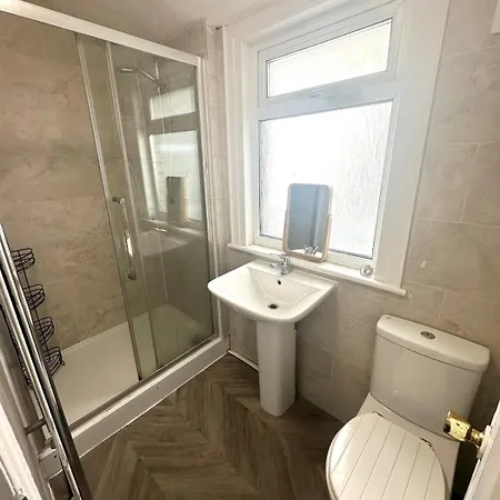Lejlighed Maisonette Gloucester Rd *